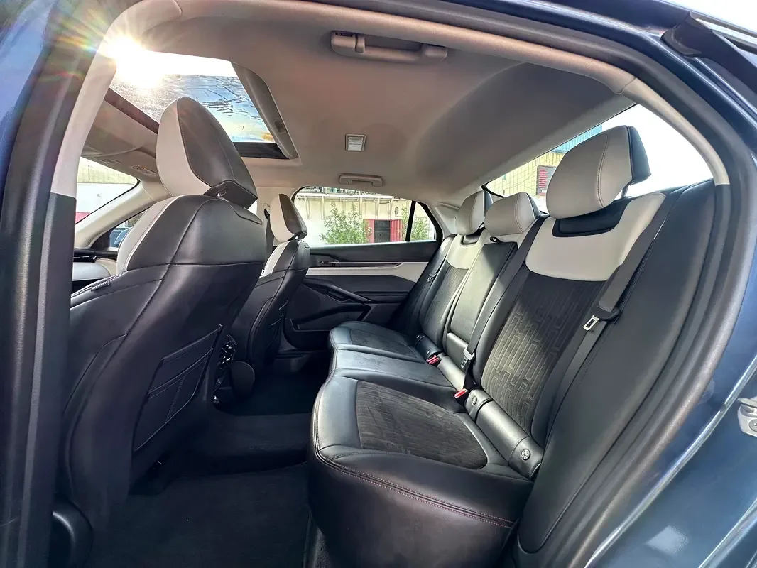 Ford Taurus 2.0 AT (232 حصان) - 17