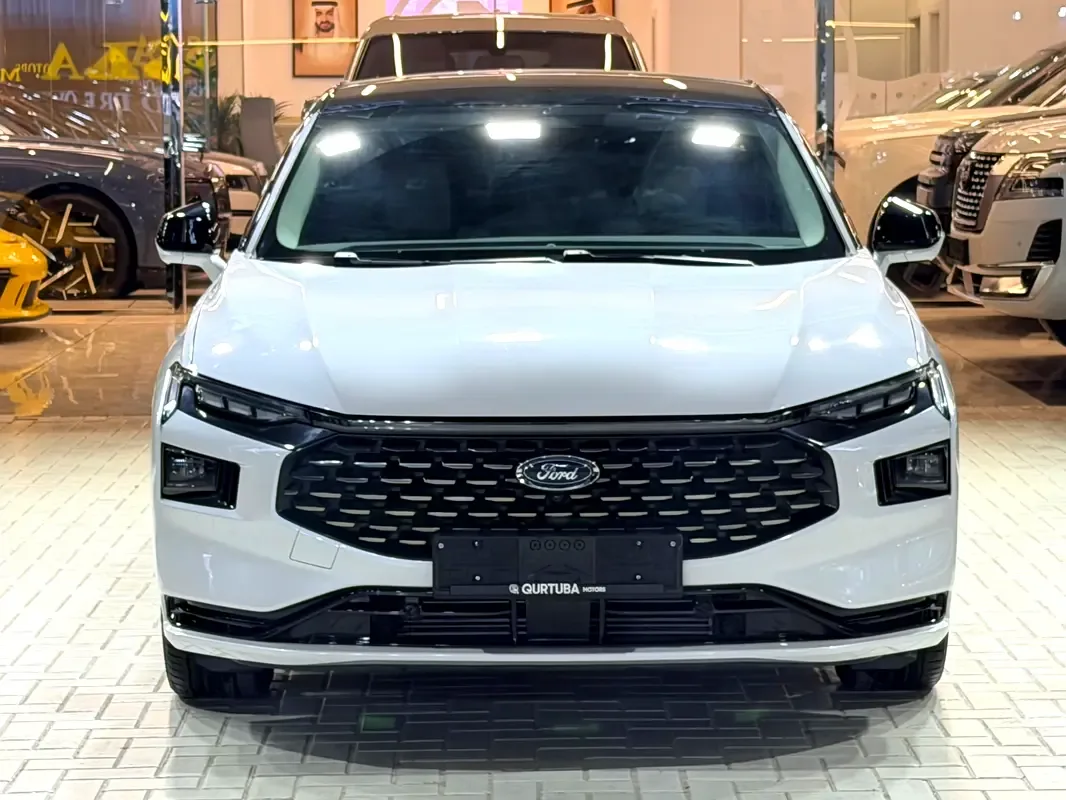 Ford Taurus 2.0 AT (239 hp) - 4