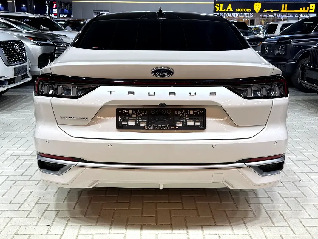 Ford Taurus 2.0 AT (239 hp) - 9
