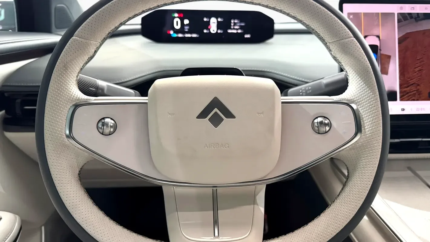 GAC Aion V E AT (204 hp) - 13