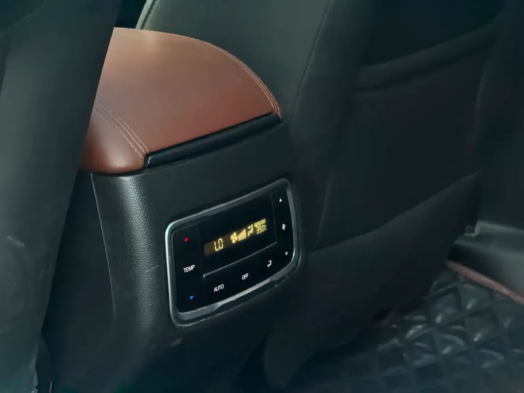 GAC GS8 2.0 AT (201 hp) - 14