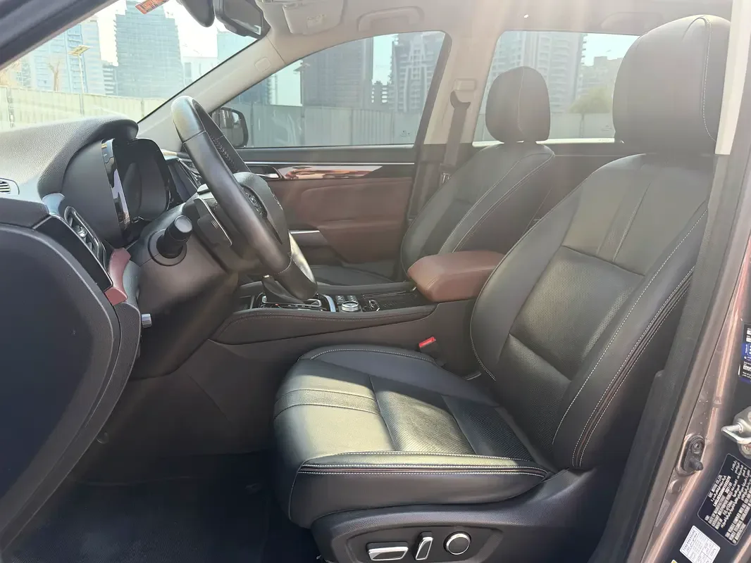 GAC GS8 2.0 AT 4WD (201 حصان) - 8