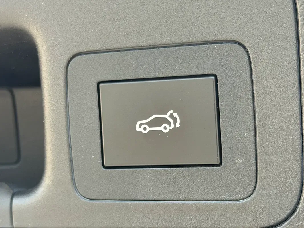 GAC GS8 2.0 AT 4WD (201 حصان) - 19
