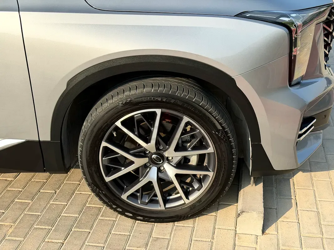 GAC GS8 2.0 AT 4WD (252 hp) - 14