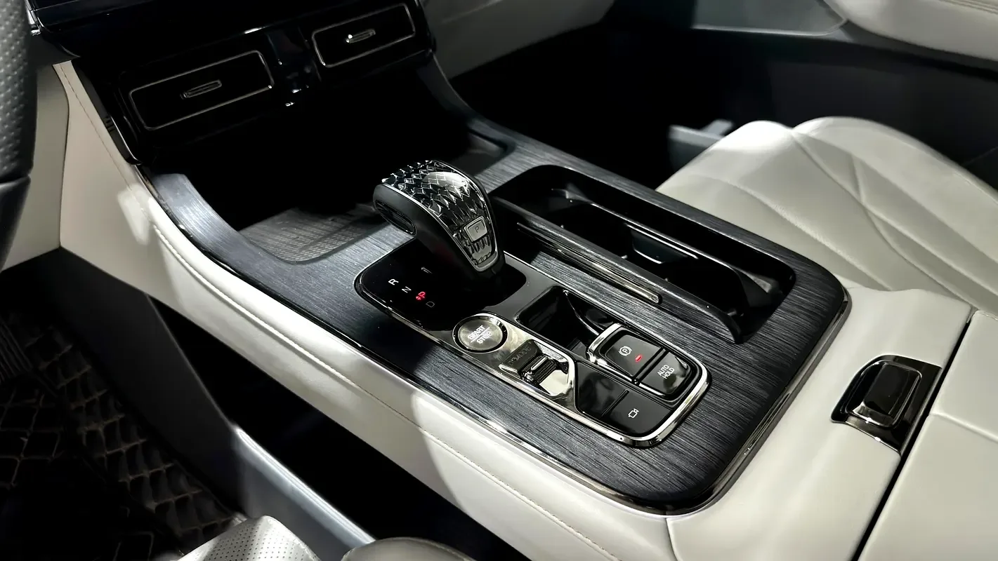 GAC GS8 2.0 AT AWD (231 hp) - 15