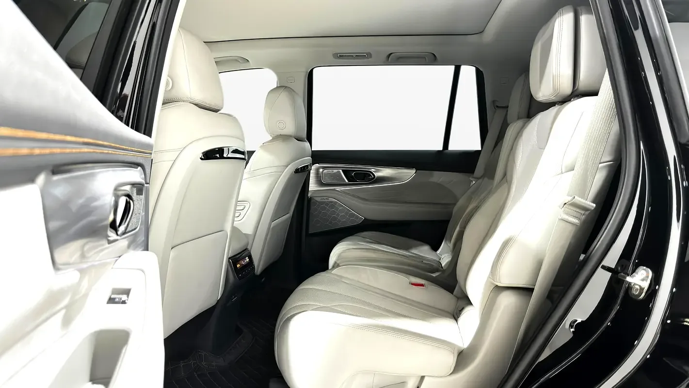 GAC GS8 2.0 AT AWD (231 hp) - 16
