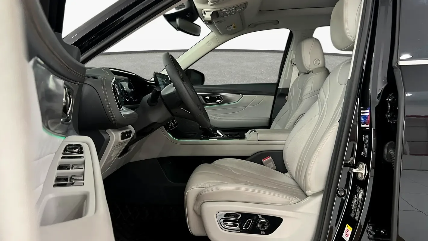GAC GS8 2.0 AT AWD (231 حصان) - 8