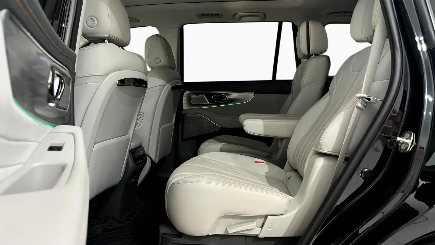 GAC GS8 2.0 AT AWD (231 حصان) - 14