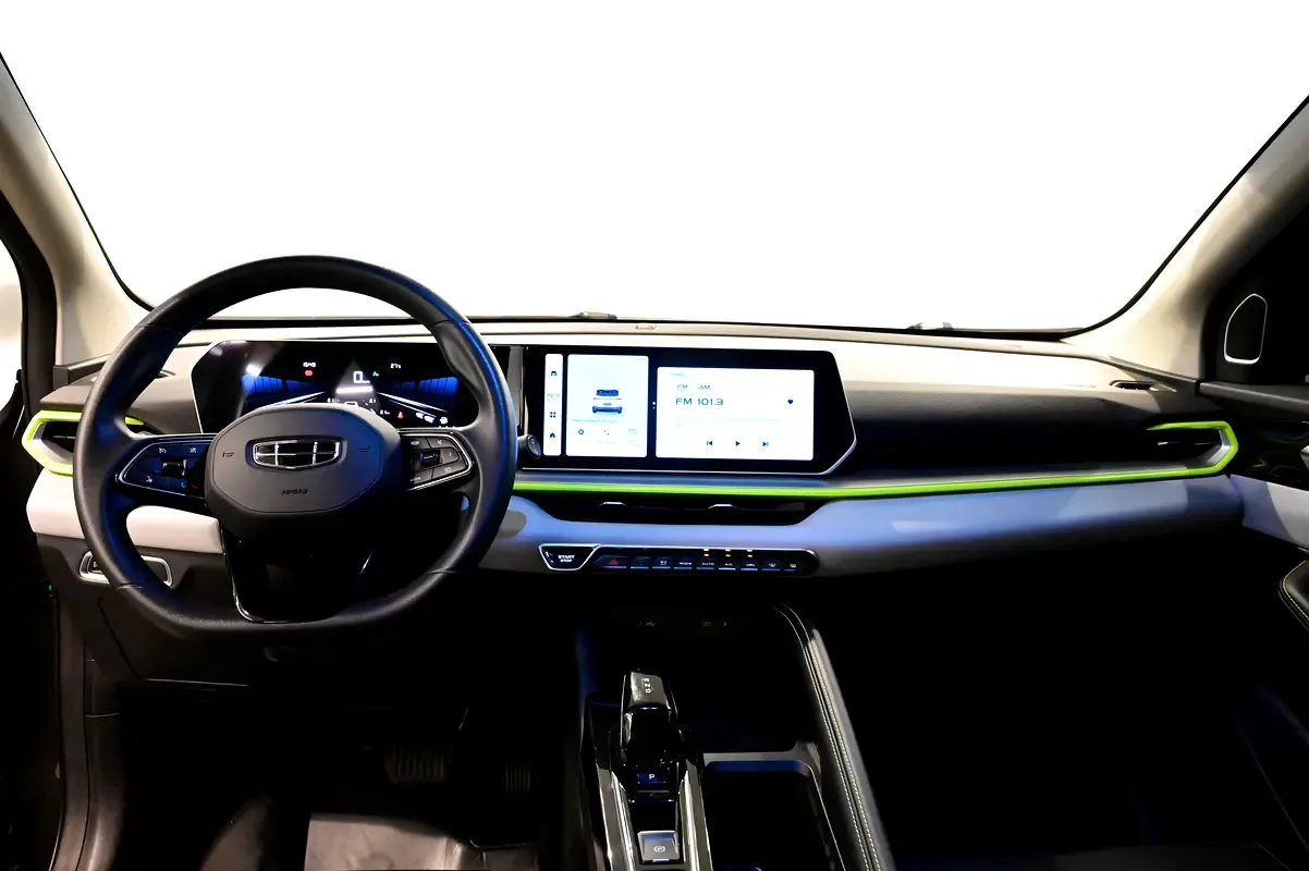 Geely Coolray 1.5 AMT (147 حصان) - 3