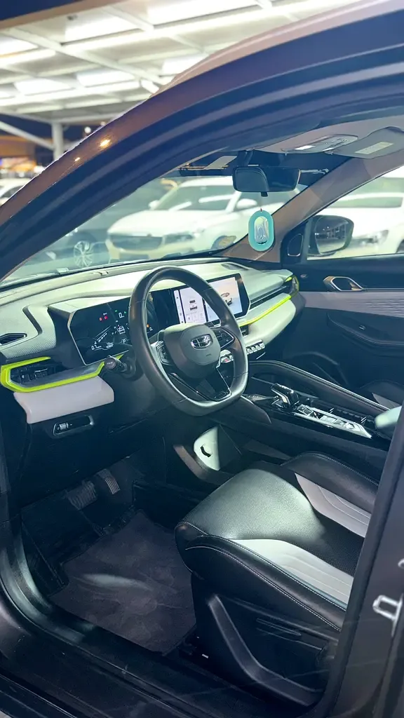 Geely Coolray 1.5 AMT (147 حصان) - 5
