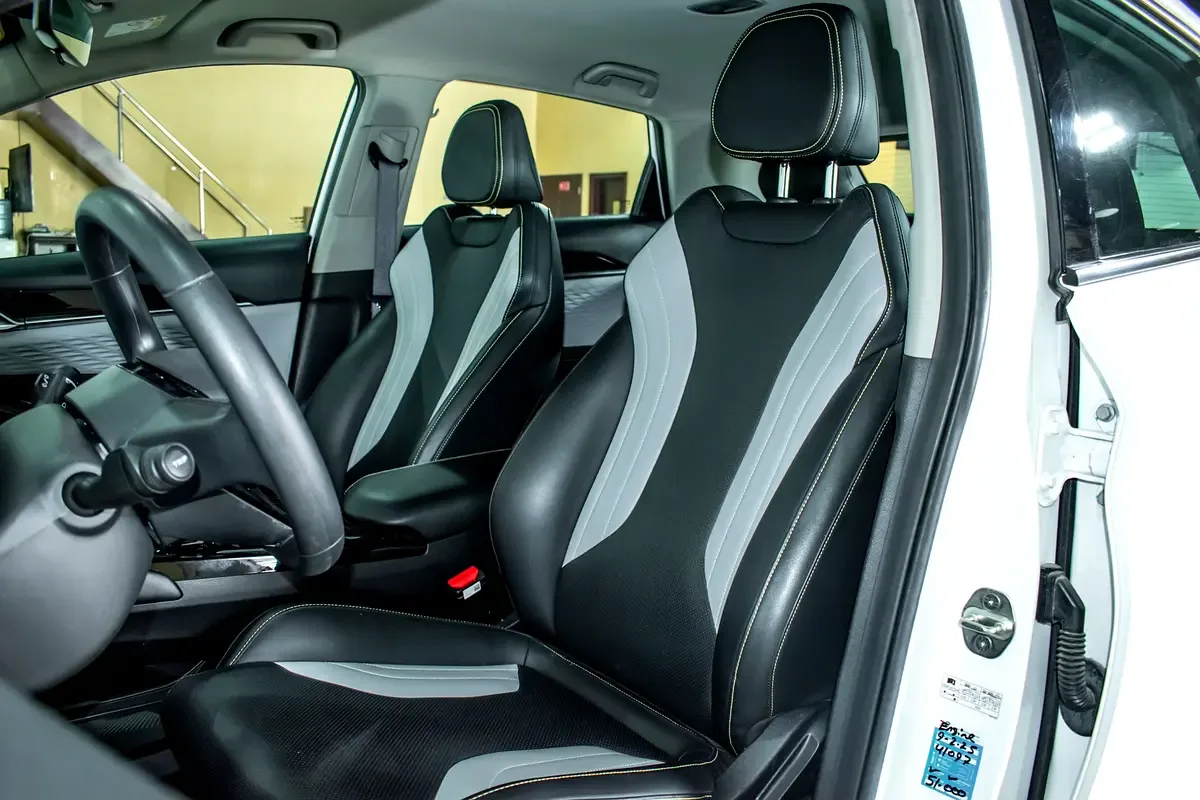 Geely Coolray 1.5 AMT (147 حصان) - 15