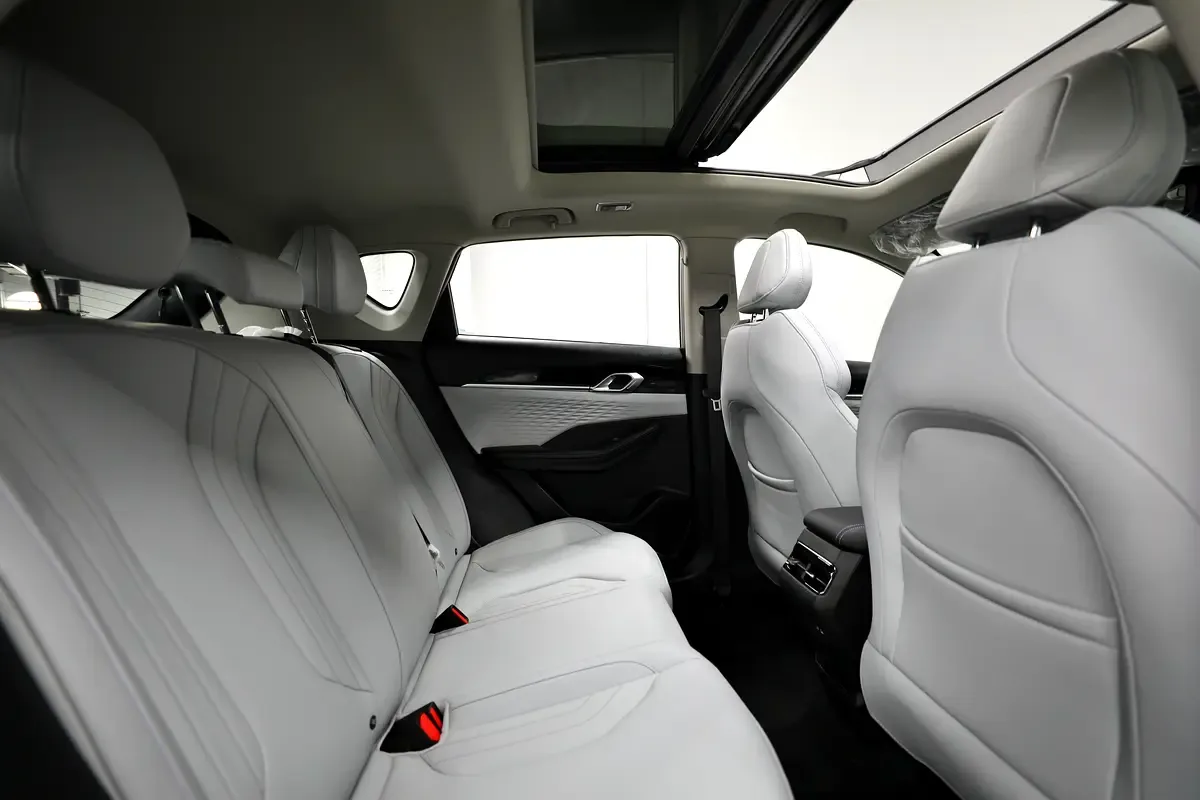 Geely Coolray 1.5 AMT (147 حصان) - 8