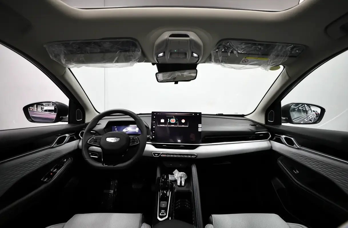 Geely Coolray 1.5 AMT (147 حصان) - 14