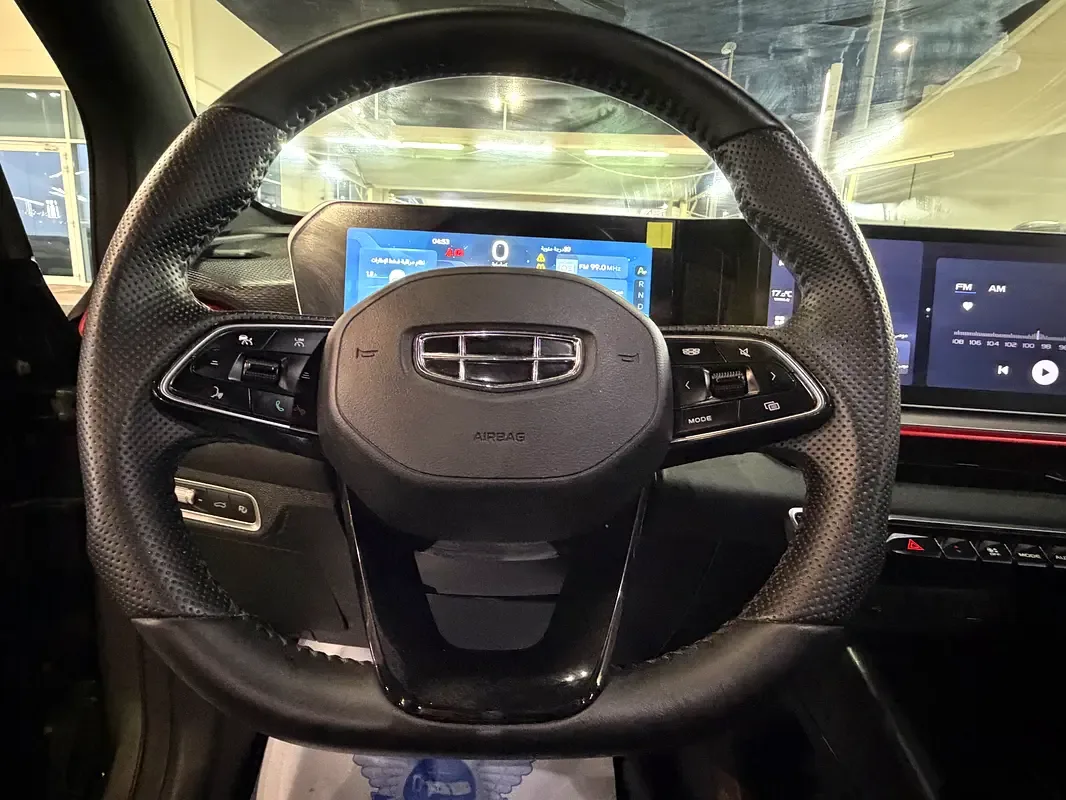 Geely Coolray 1.5 AMT (172 حصان) - 14