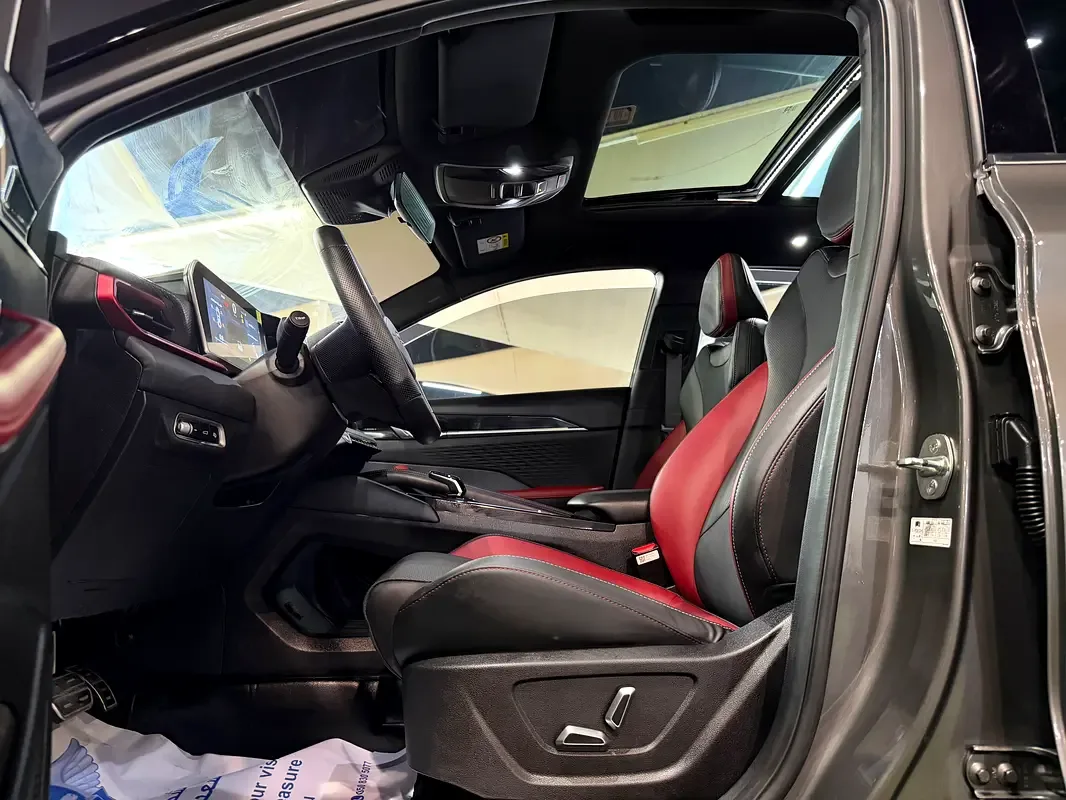 Geely Coolray 1.5 AMT (172 حصان) - 15