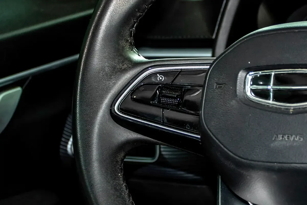 Geely Emgrand 1.5 AMT (181 hp) - 12