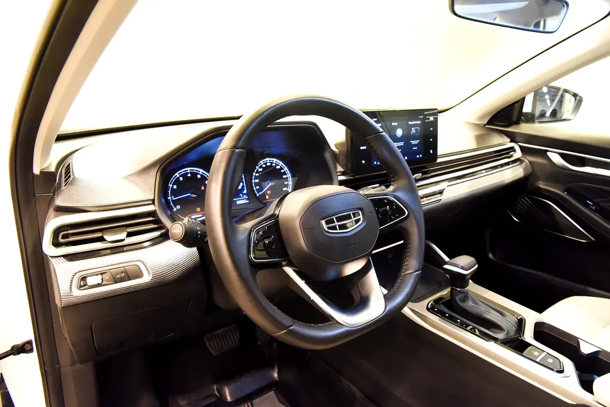 Geely Emgrand 1.5 AMT (181 hp) - 4