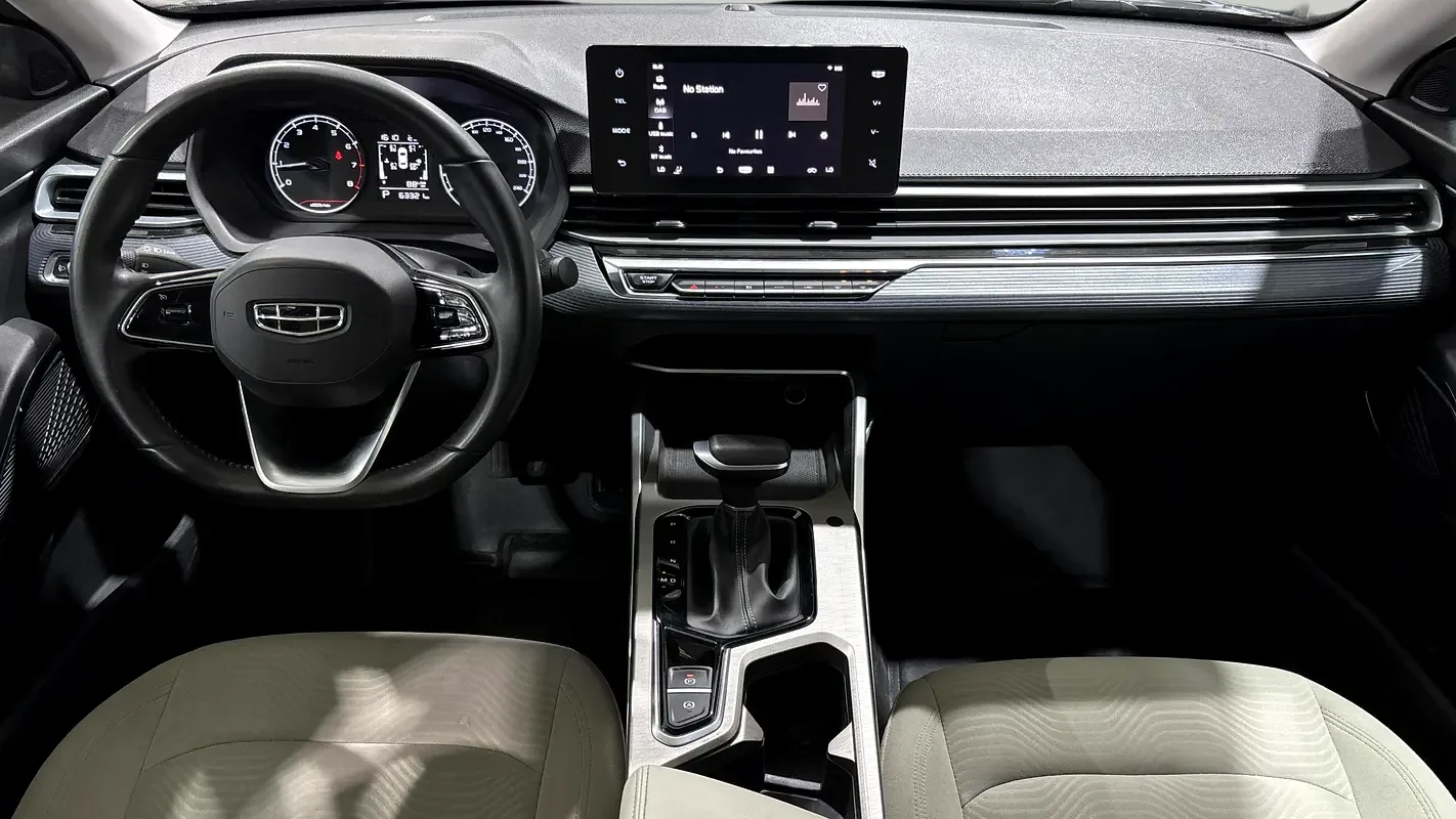 Geely Emgrand 1.5 AMT (181 حصان) - 7