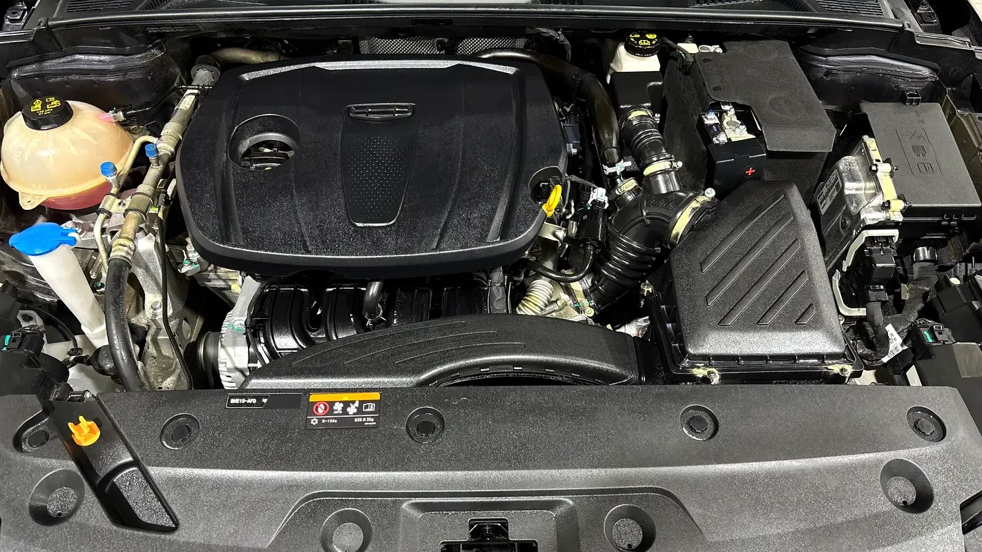 Geely Emgrand 1.5 AMT (181 حصان) - 13