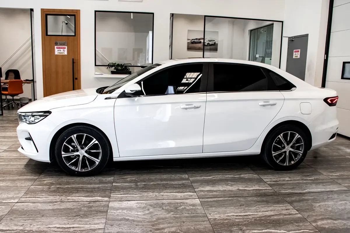 Geely Emgrand 1.5 AMT (181 hp) - 4