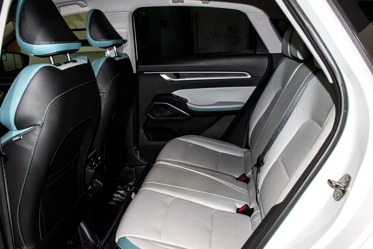 Geely Emgrand 1.5 AMT (181 hp) - 9