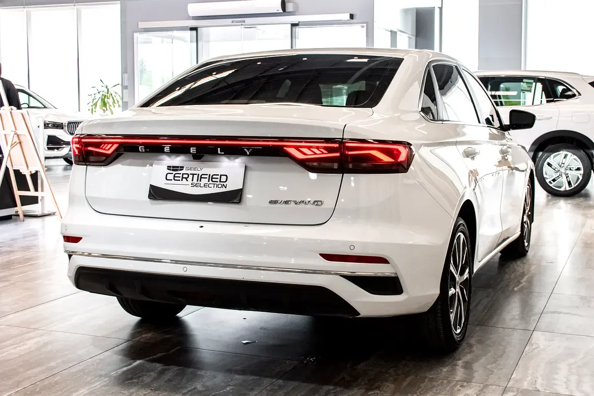 Geely Emgrand 1.5 AMT (181 hp) - 14