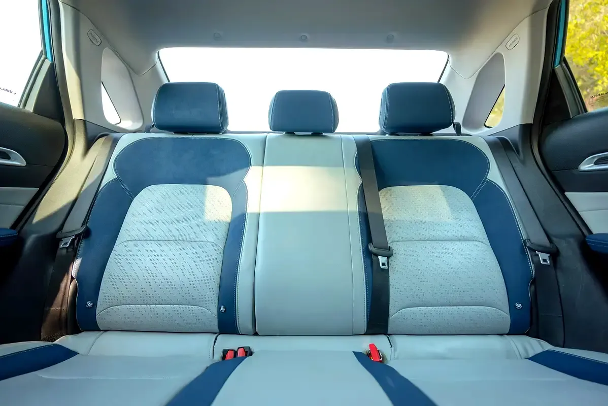 Geely Emgrand 1.5 AT (122 حصان) - 11