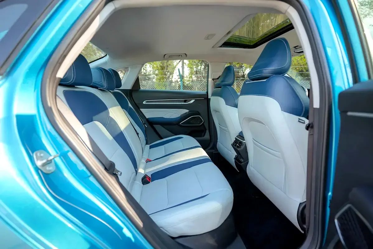 Geely Emgrand 1.5 AT (122 حصان) - 12