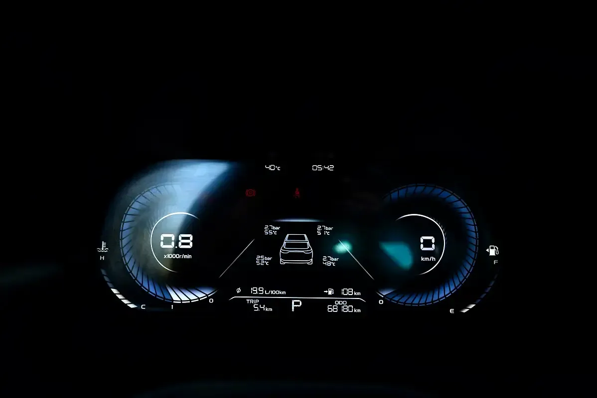 Geely Emgrand 1.5 AT (122 حصان) - 14