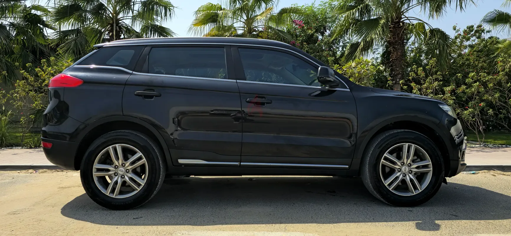 Geely Emgrand X7 2.0 AT (139 hp)
