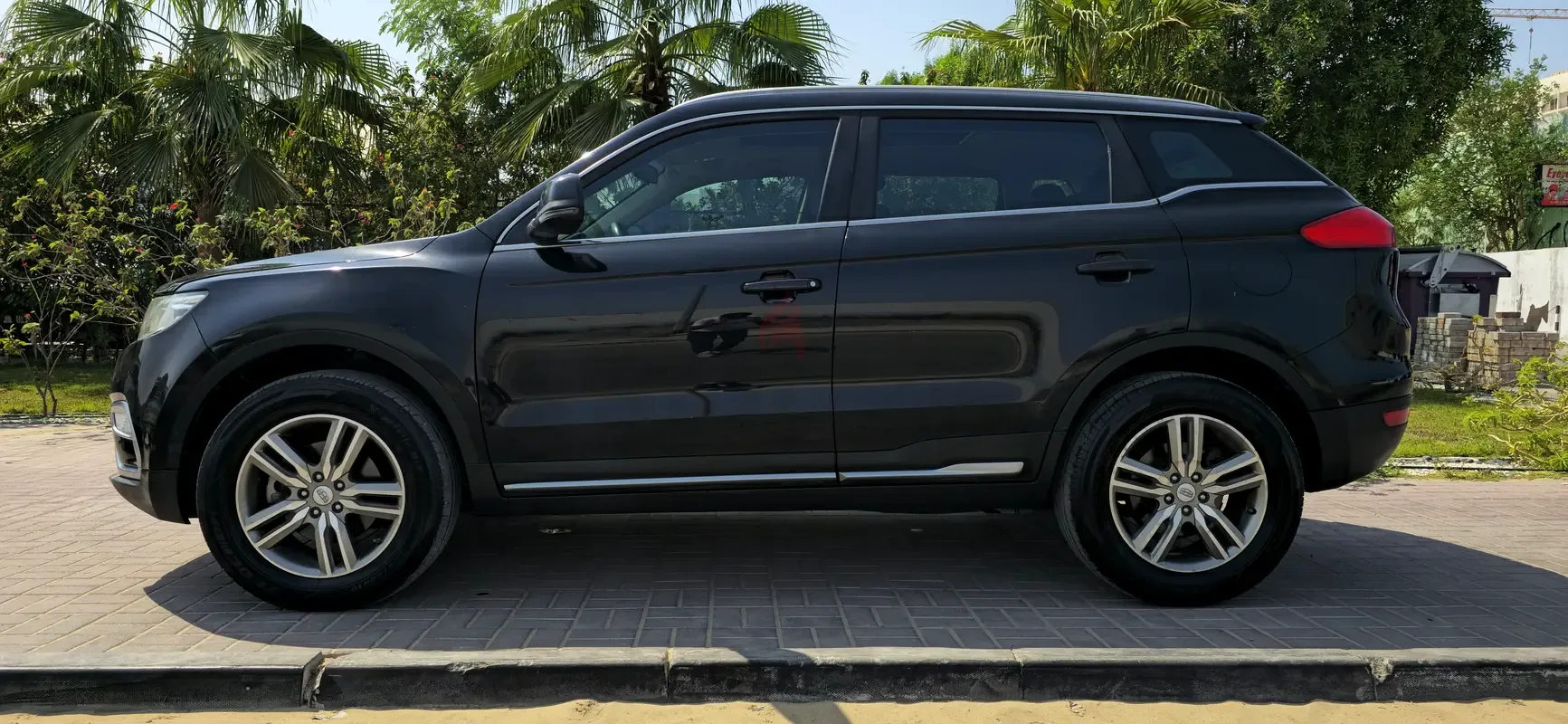 Geely Emgrand X7 2.0 AT (139 hp) - 6