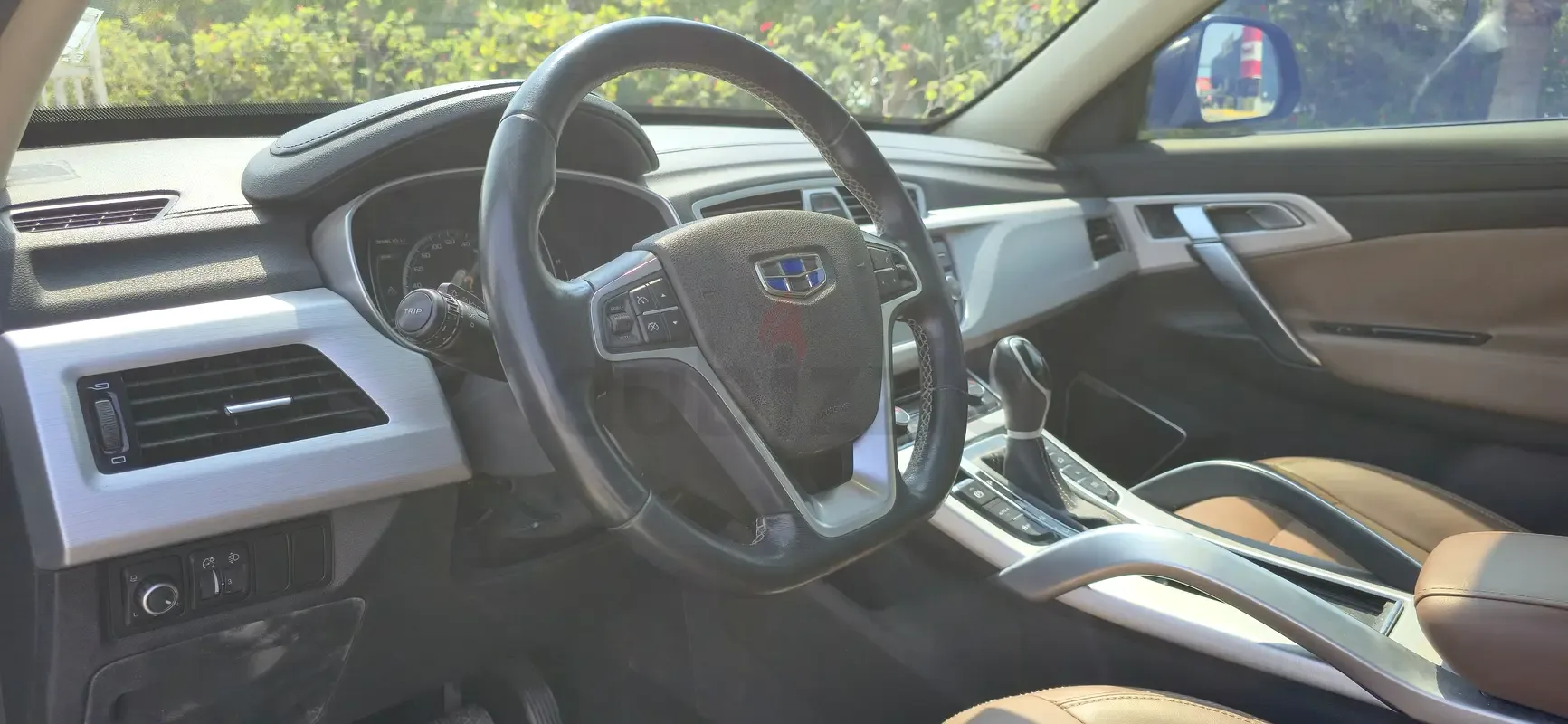 Geely Emgrand X7 2.0 AT (139 hp) - 13
