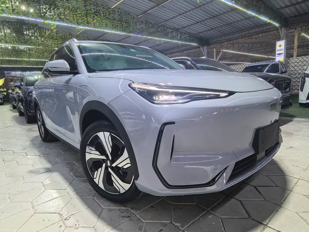 Geely EX5 AT (218 hp)