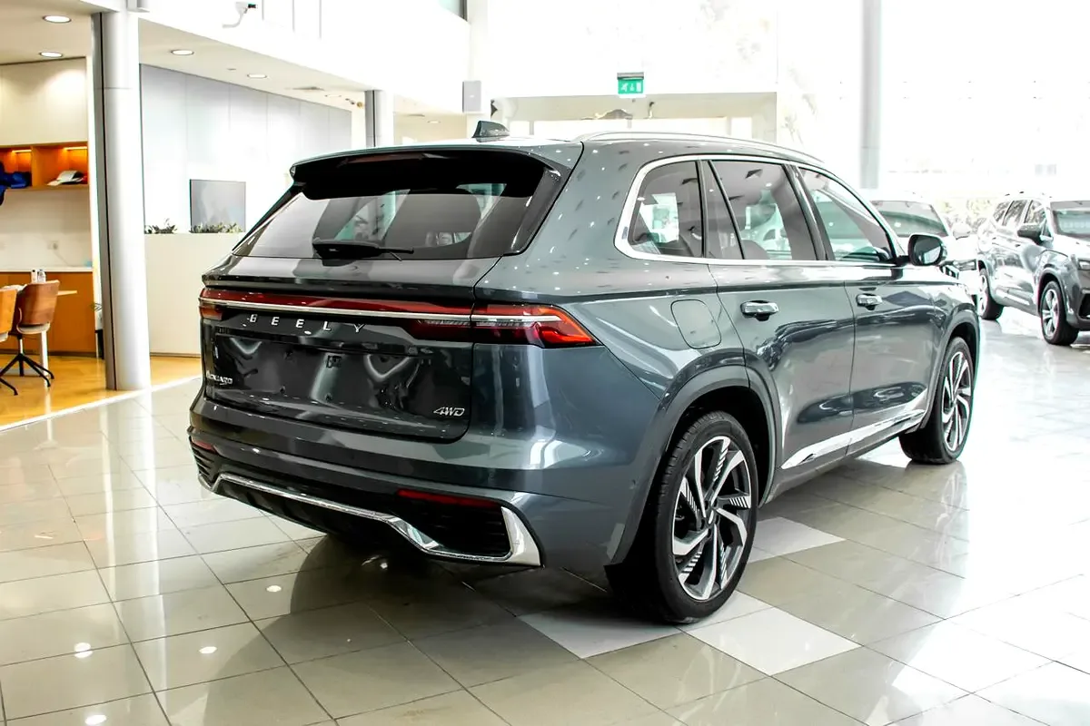 Geely Monjaro 2.0 AT (272 hp) - 2