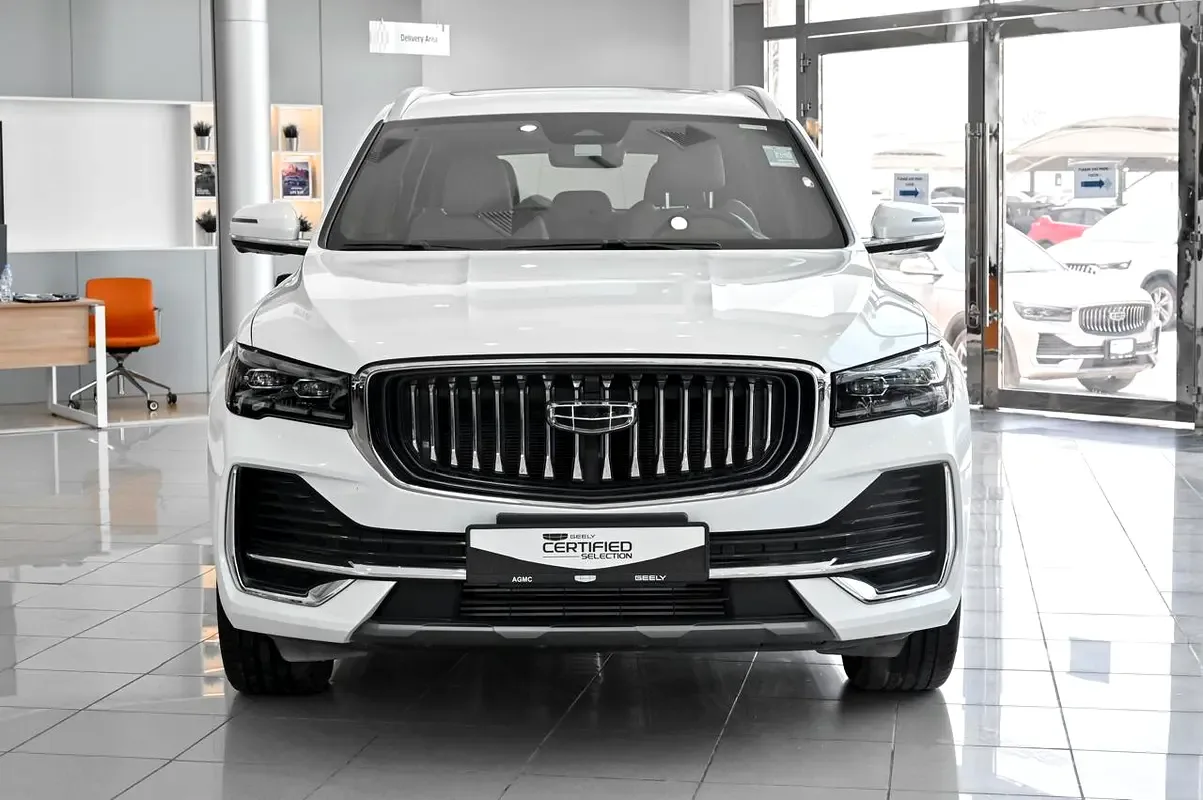 Geely Monjaro 2.0 AT (272 hp)