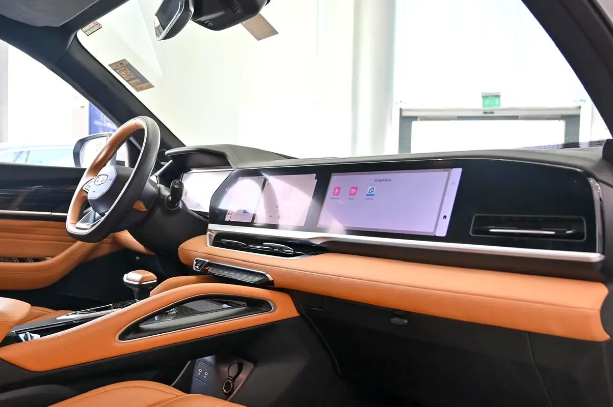 Geely Monjaro 2.0 AT (272 hp) - 12