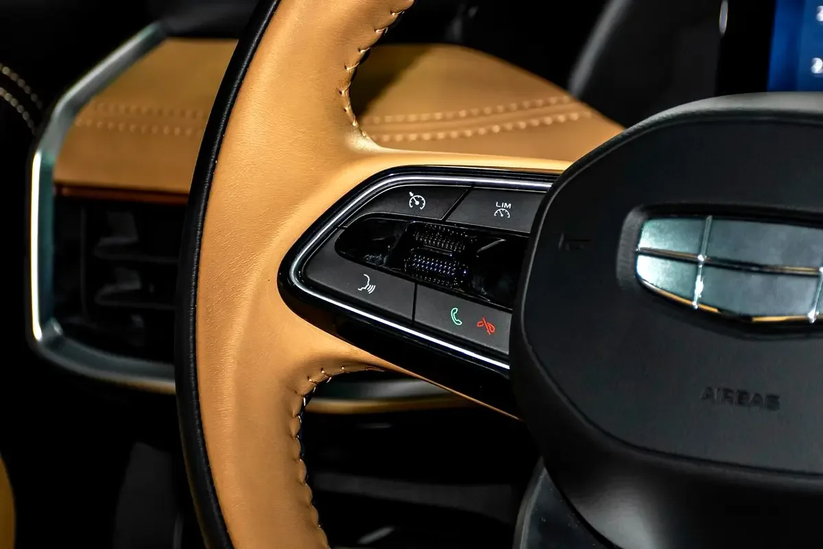 Geely Okavango 2.0 AMT (200 hp) - 12