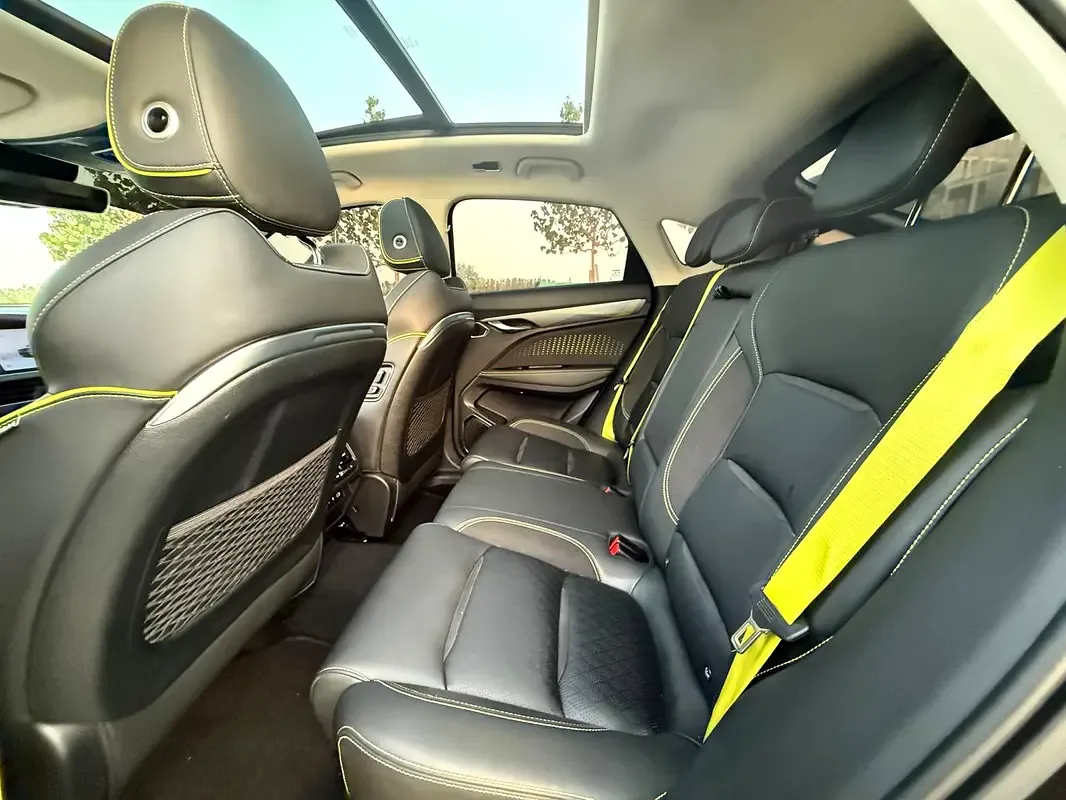 Geely Tugella 2.0 AT 4WD (238 hp) - 7