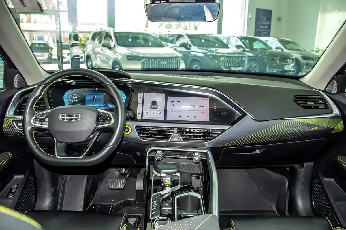 Geely Tugella 2.0 AT 4WD (238 hp) - 10