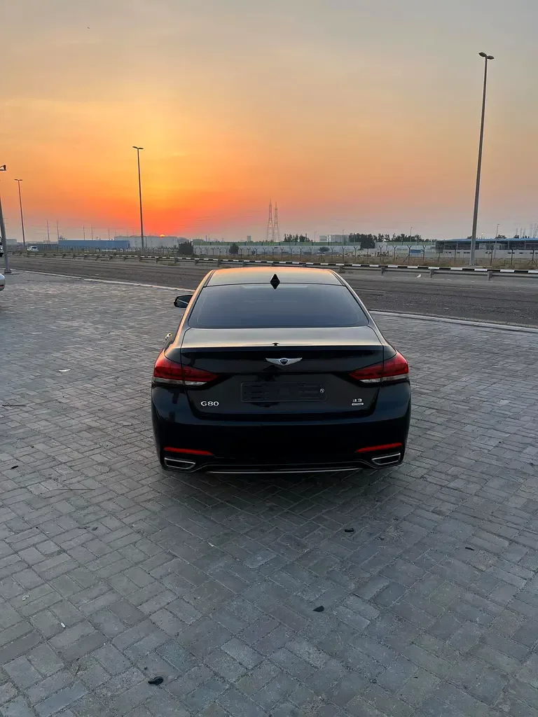 Genesis G80 3.3 AT AWD (370 hp) - 2