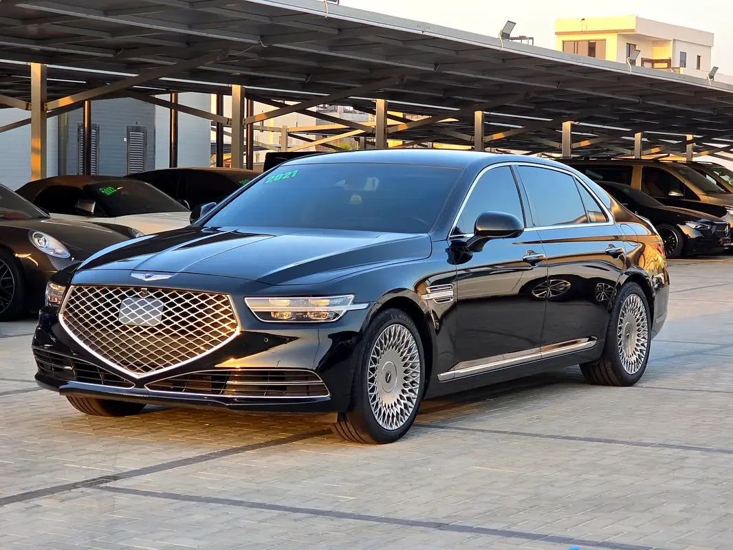 Genesis G90 3.5 AT 4WD (380 hp) - 4