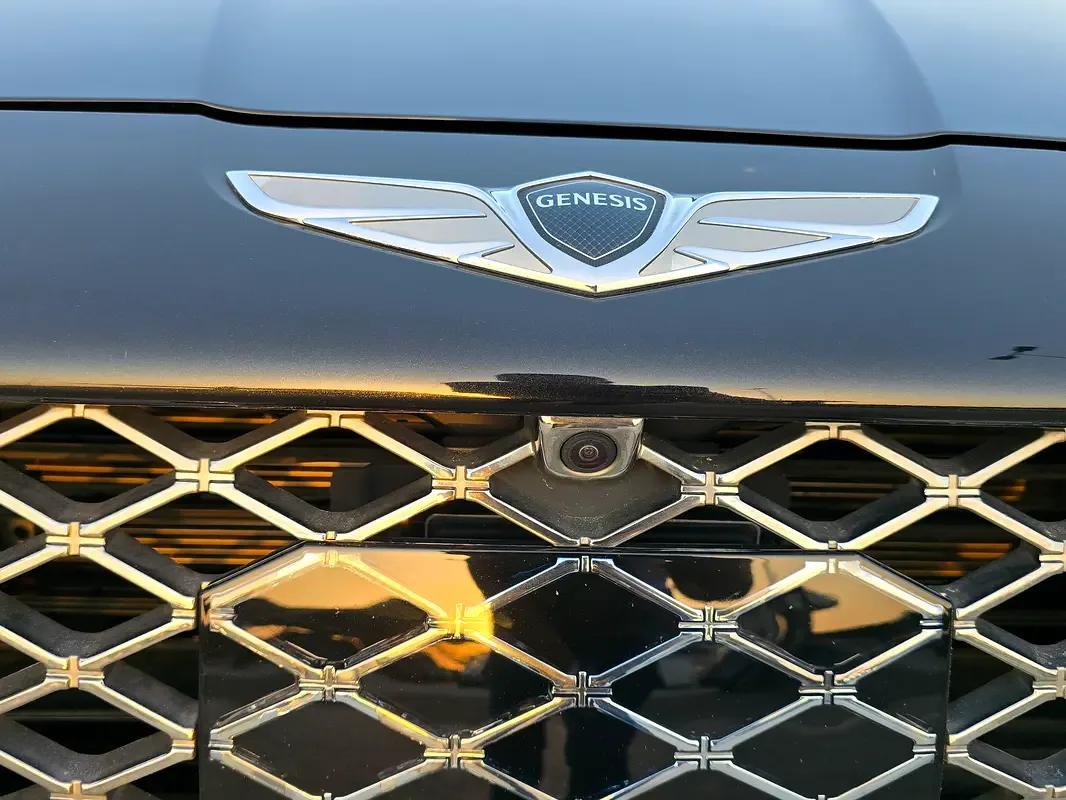 Genesis G90 3.5 AT 4WD (380 hp) - 13