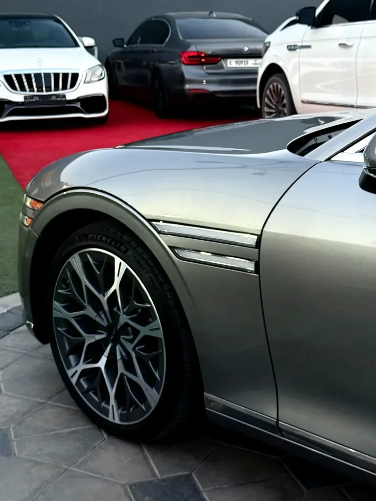 Genesis G90 3.5 AT RWD (415 hp) - 12