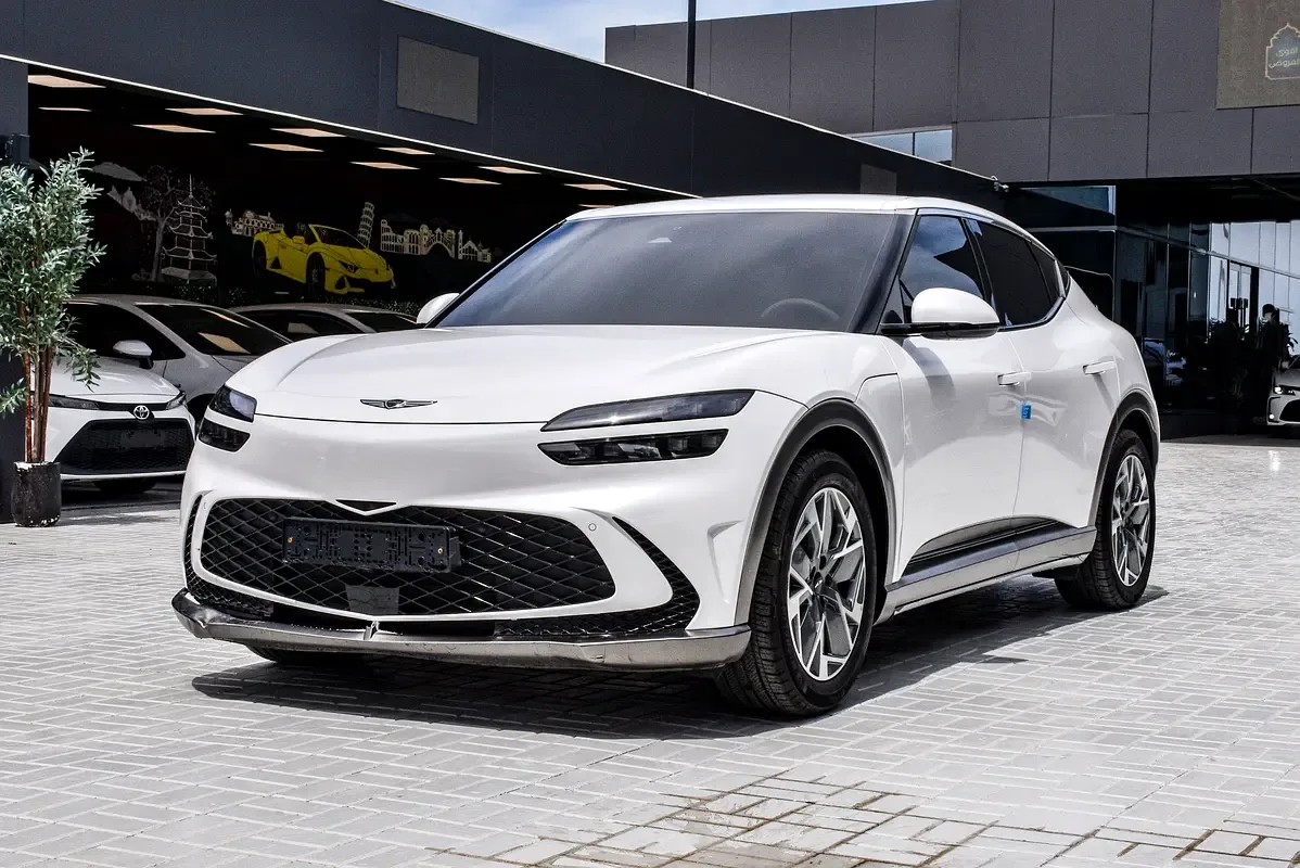 Genesis GV60 AT 4WD (318 hp)