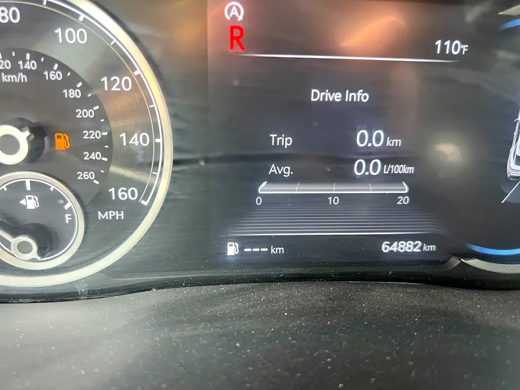 Genesis GV70 2.5 AT (304 hp) - 14