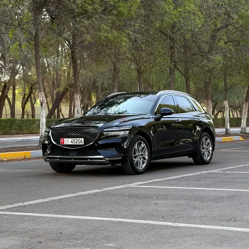 Genesis GV70 2.5 AT 4WD (304 hp)