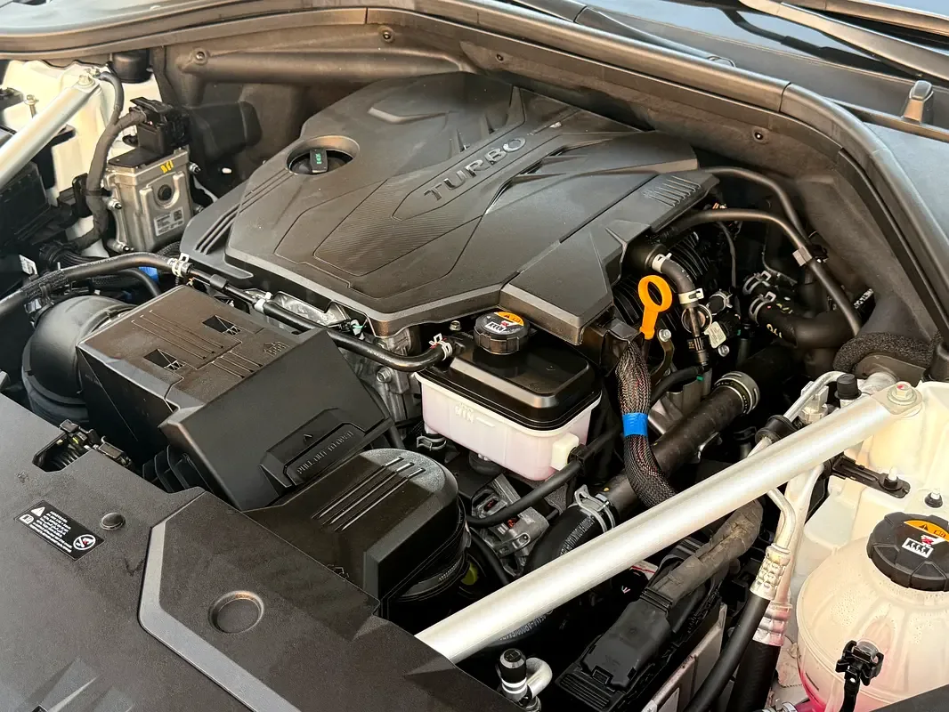 Genesis GV70 2.5 AT 4WD (304 حصان) - 20