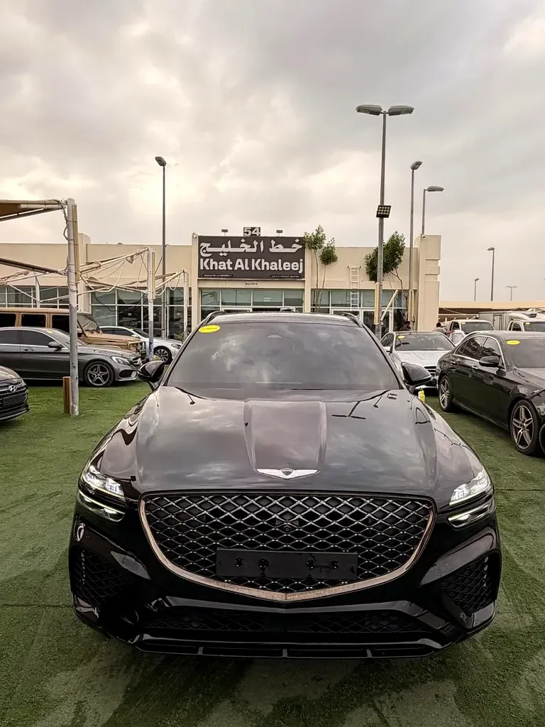 Genesis GV70 2.5 AT 4WD (304 hp)
