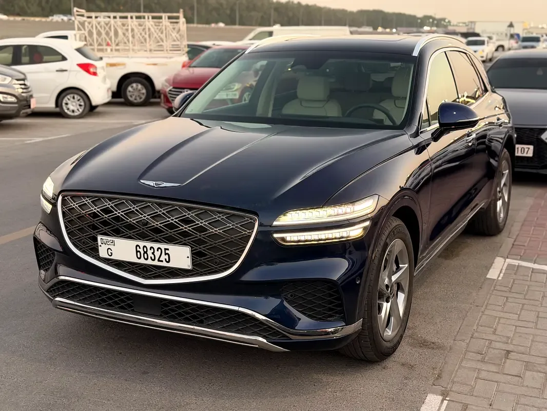 Genesis GV70 2.5 AT RWD (304 hp)