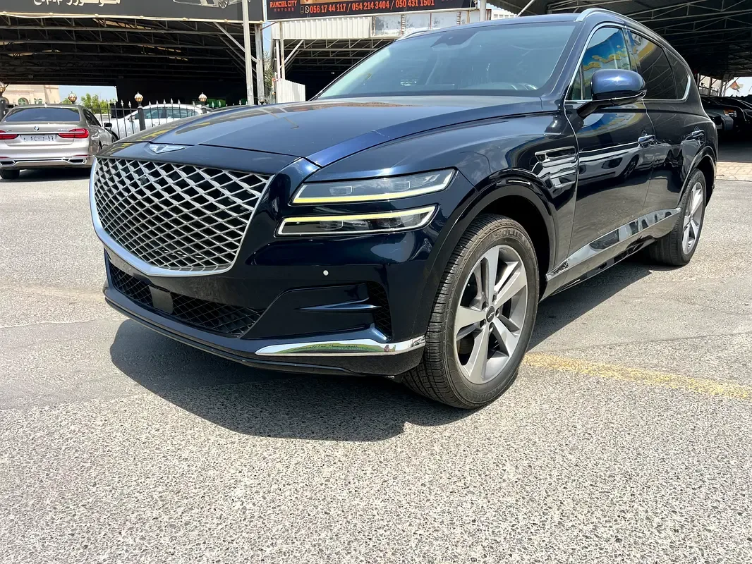 Genesis GV80 2.5 AT 4WD (304 hp)